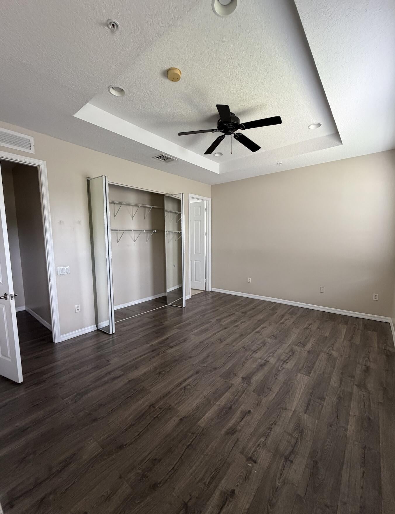  Residence photo 9