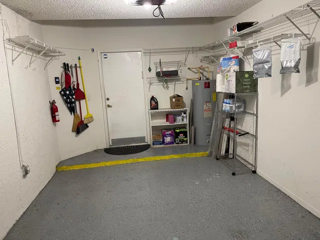 Unit 2 photo 33