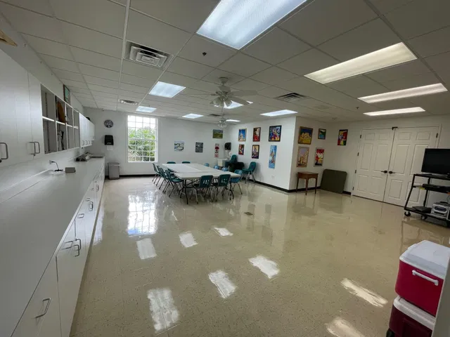 Unit 2 photo 45