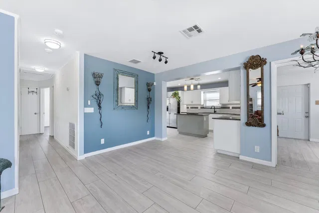 West Palm Beach Residence photo 8