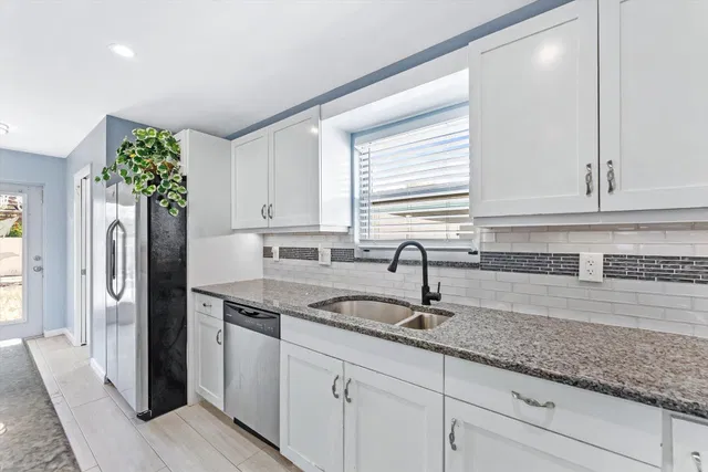 West Palm Beach Residence photo 12