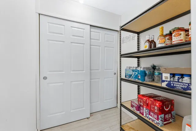 West Palm Beach Residence photo 14