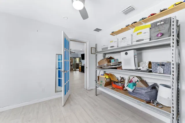 West Palm Beach Residence photo 24