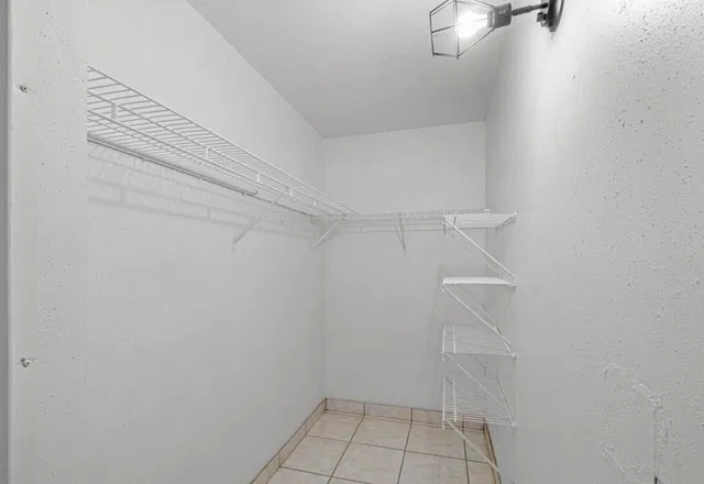  Residence photo 10