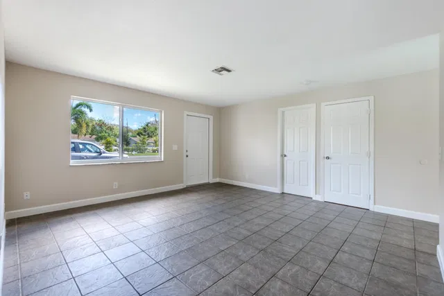 Residence photo 7