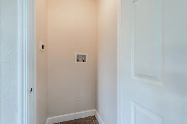 Residence photo 8