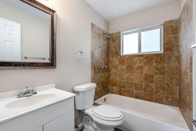 Residence photo 14