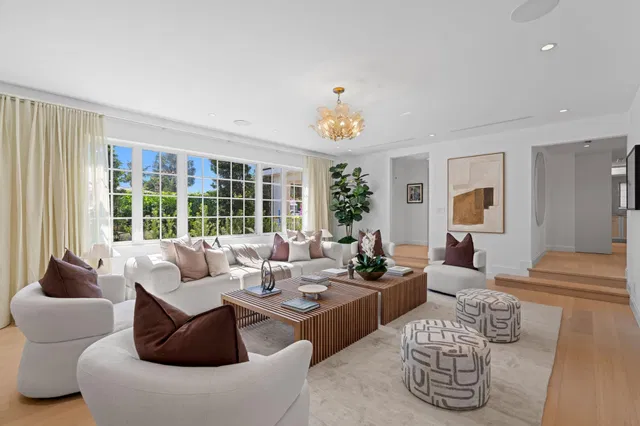 North End Palm Beach Residence photo 7