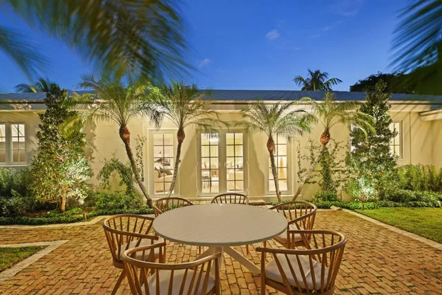 North End Palm Beach Residence photo 48