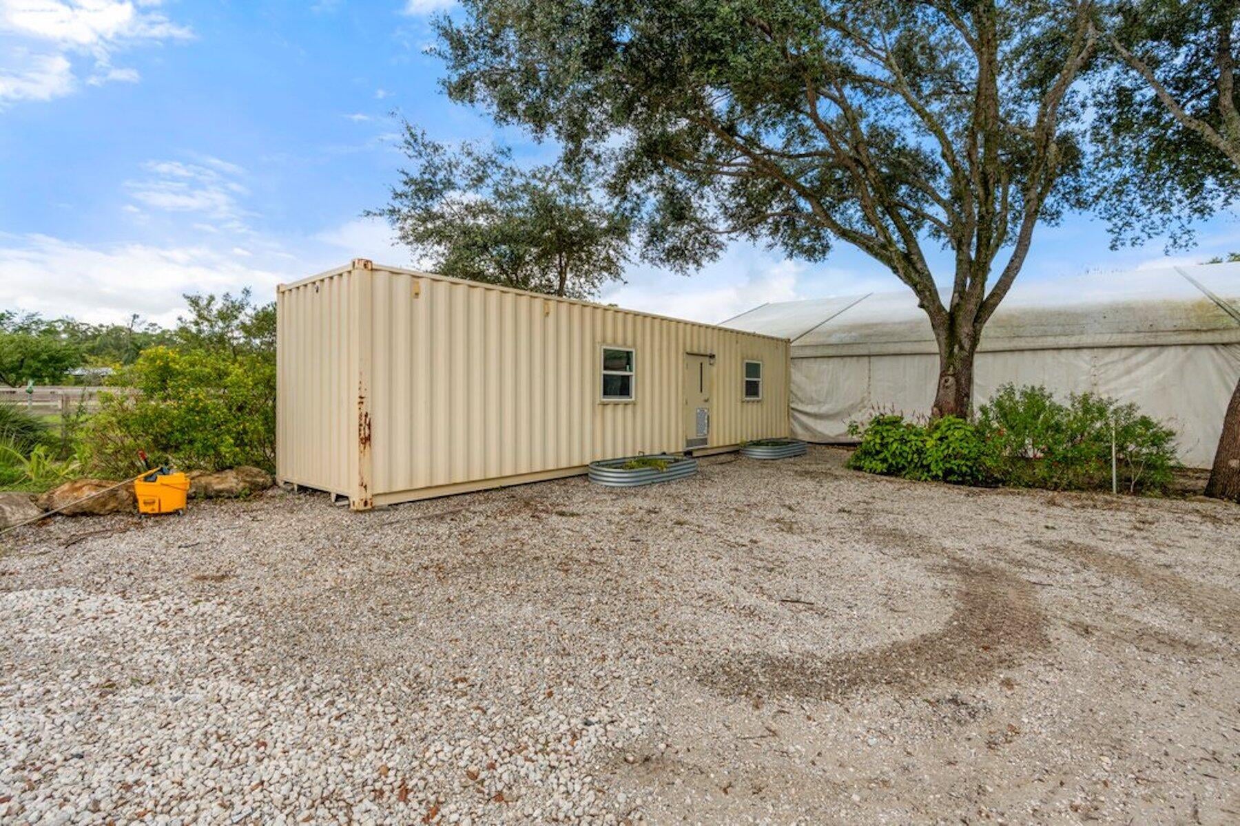 Residence photo 21