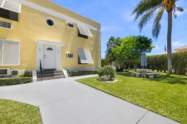 North End Palm Beach Unit 2 photo 14