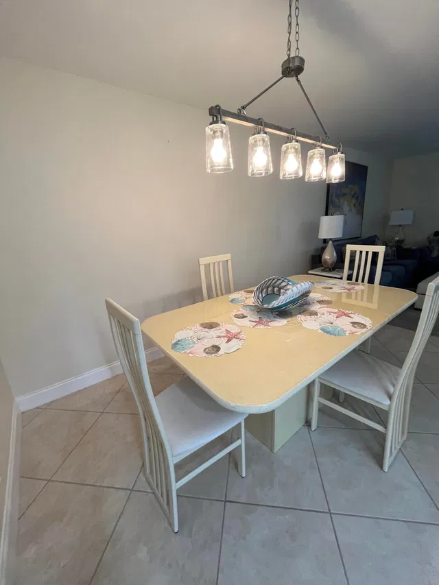 Residence photo 27