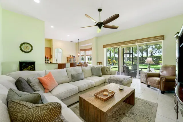 Residence photo 6