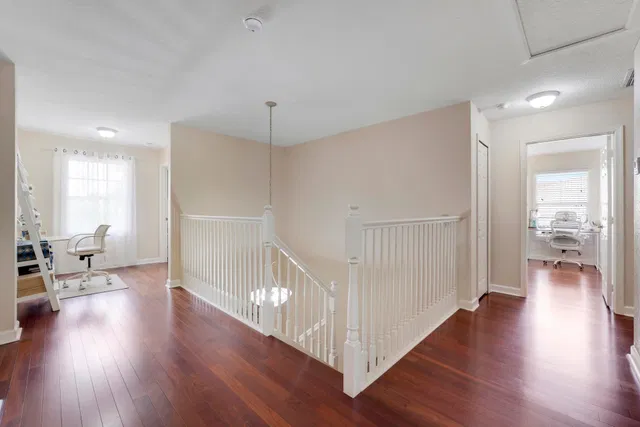 Residence photo 12