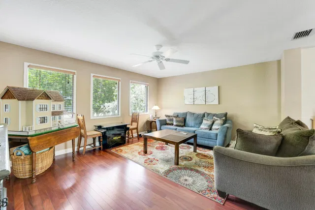 Residence photo 14