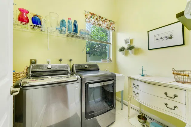 Residence photo 27