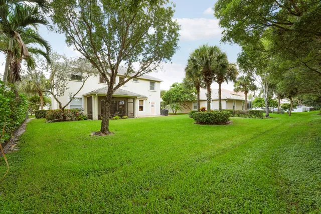 Residence photo 30
