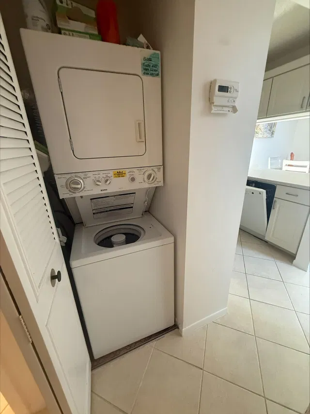 Unit F3 photo 11