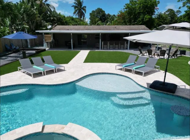 Residence photo 12