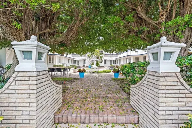 Singer Island Unit 1 photo 17