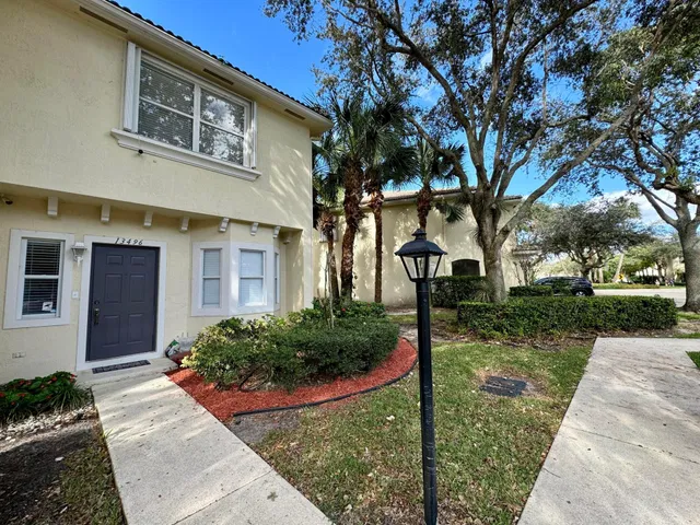 Residence photo 14