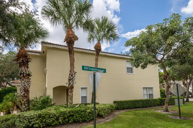 Residence photo 19