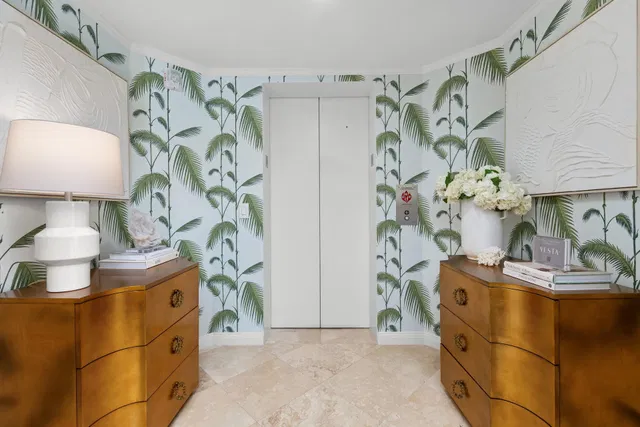 L'Ermitage Palm Beach Unit 301 photo 2