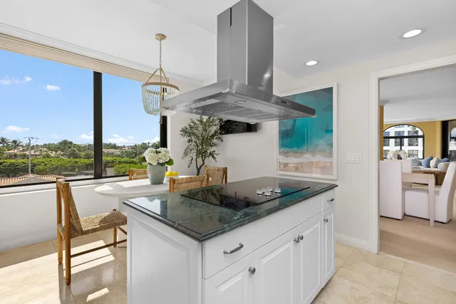 L'Ermitage Palm Beach Unit 301 photo 11