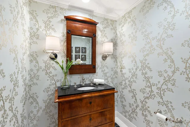L'Ermitage Palm Beach Unit 301 photo 17