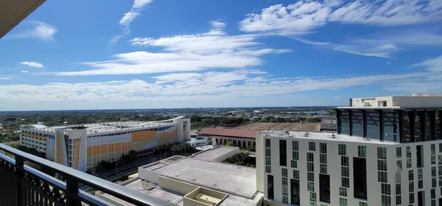 Cityplace South Tower Unit 1520 photo 6