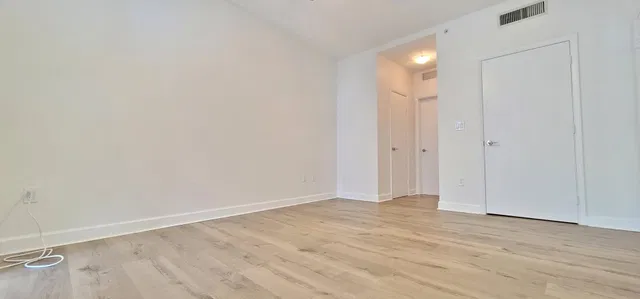 Cityplace South Tower Unit 1520 photo 15