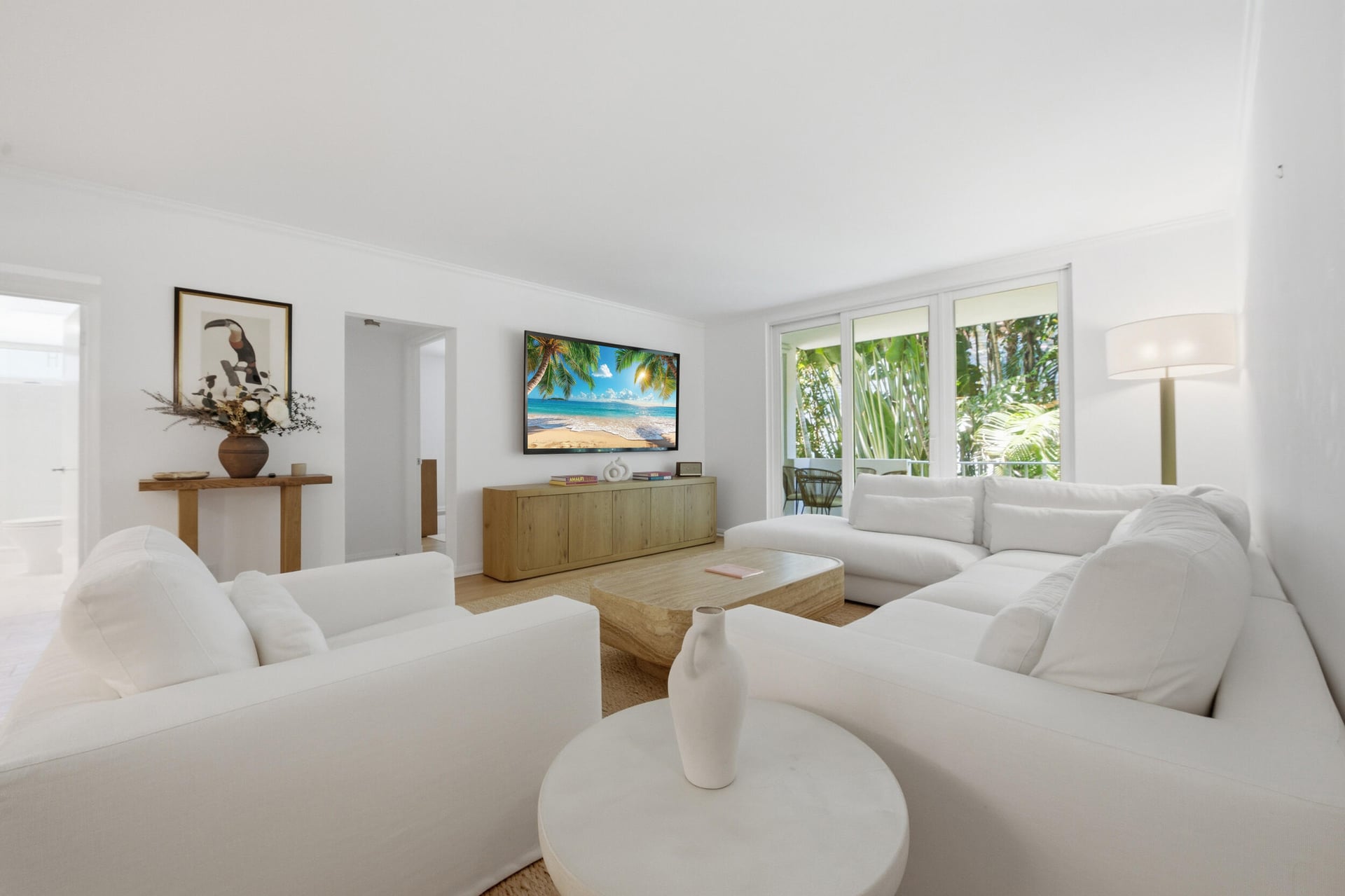 In-Town Palm Beach Unit 2b photo 2