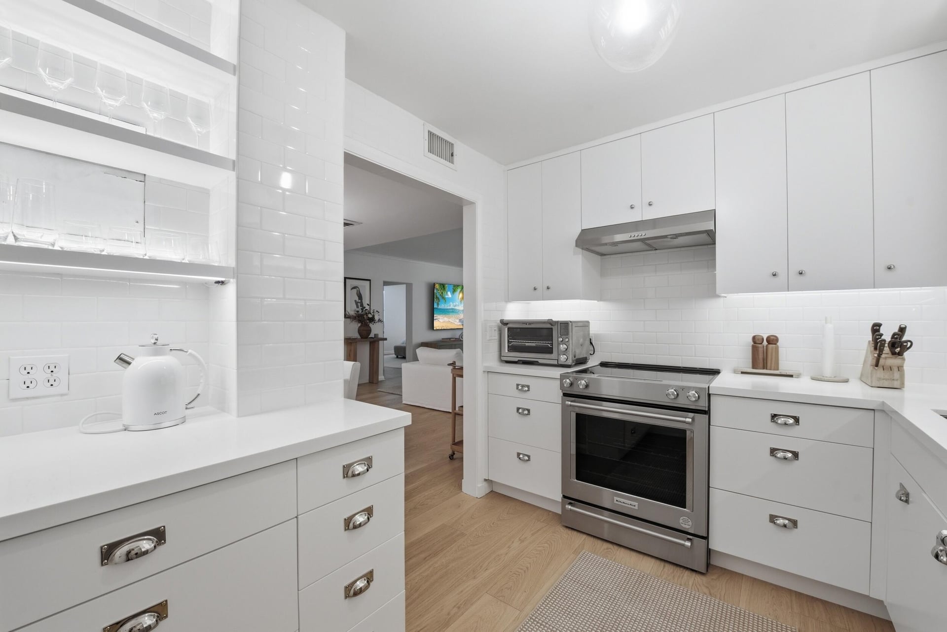 In-Town Palm Beach Unit 2b photo 11