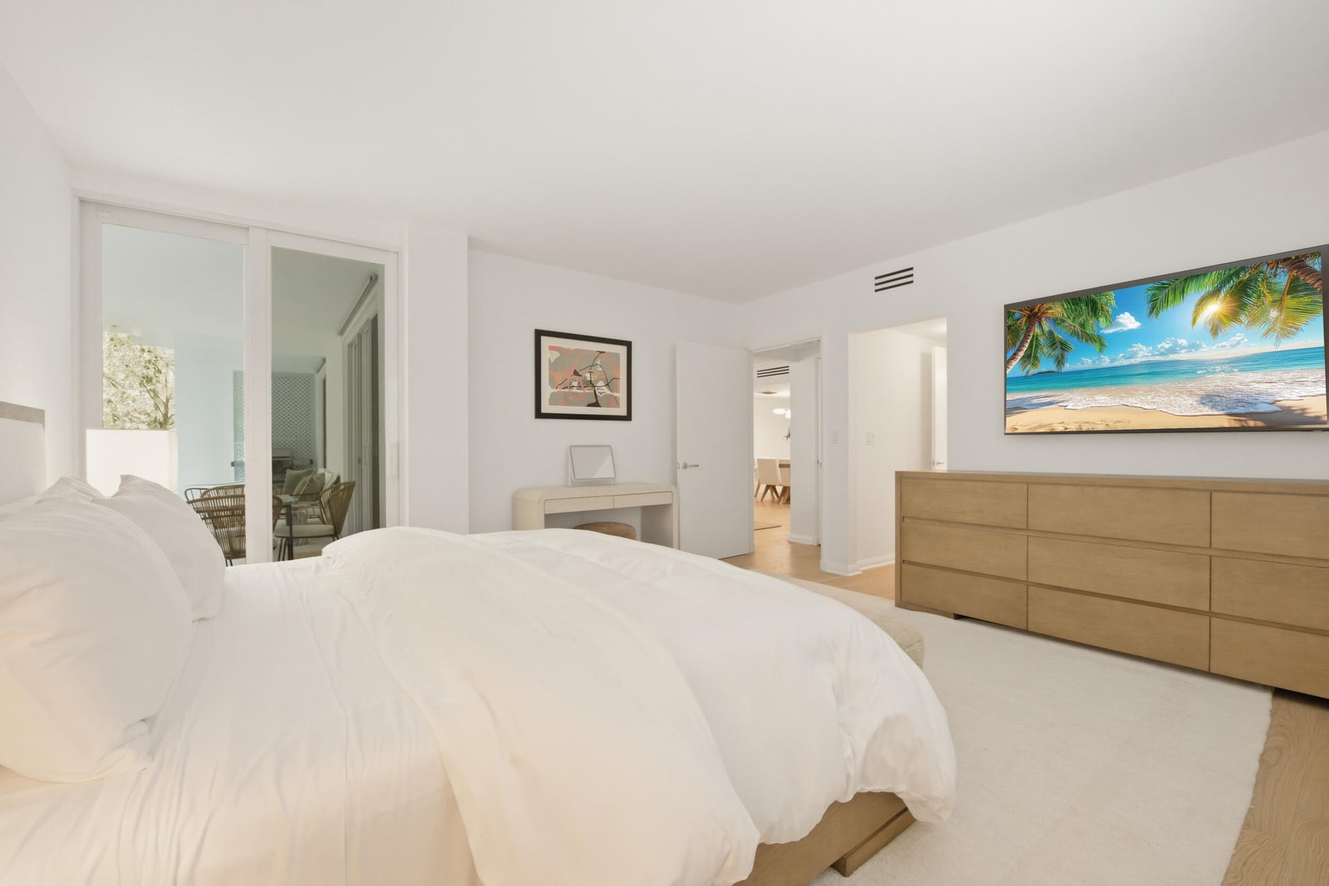 In-Town Palm Beach Unit 2b photo 14