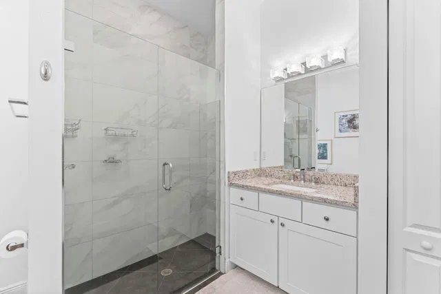 Residence photo 17