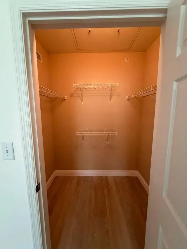 Unit 308 photo 10