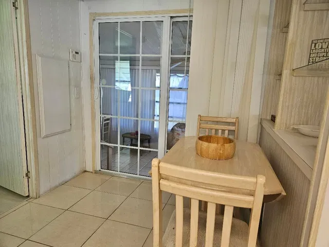 Residence photo 12