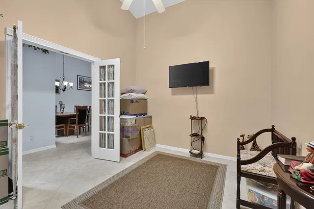Residence photo 14