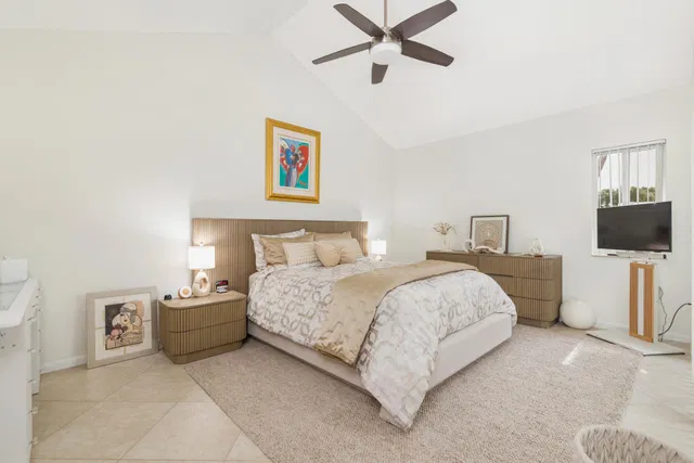 Residence photo 14