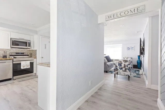 Residence photo 3