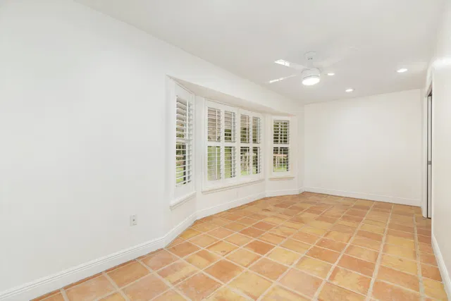 Residence photo 13