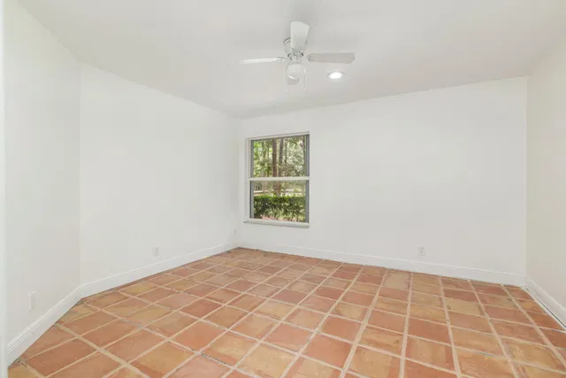  Residence photo 19