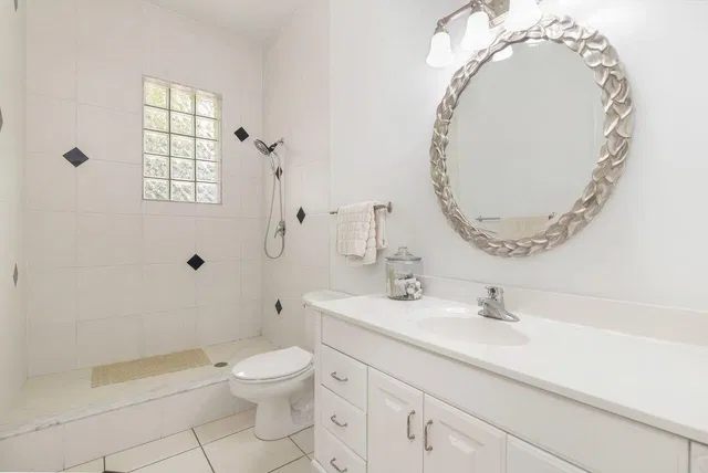  Residence photo 32