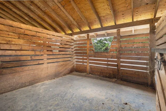  Residence photo 44