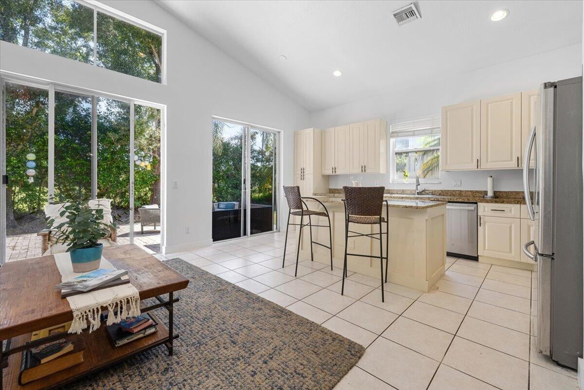 Residence photo 13