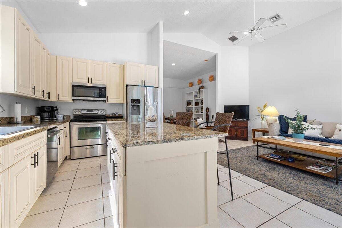 Residence photo 15