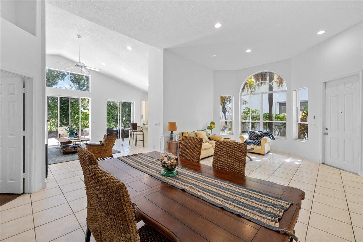 Residence photo 19