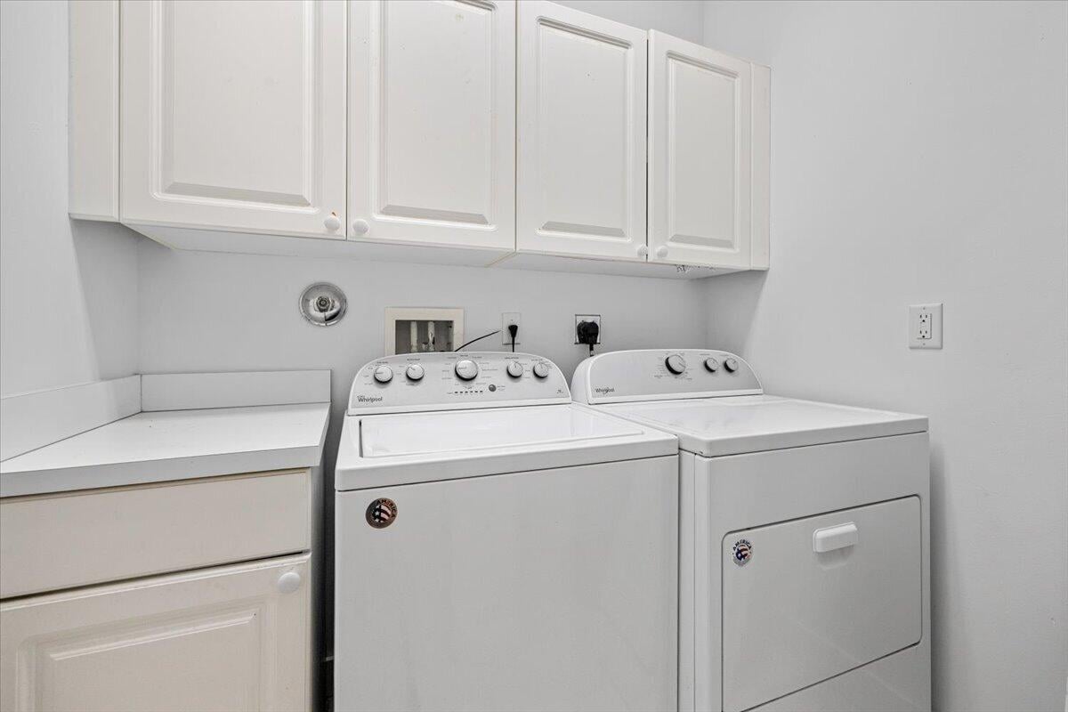 Residence photo 24