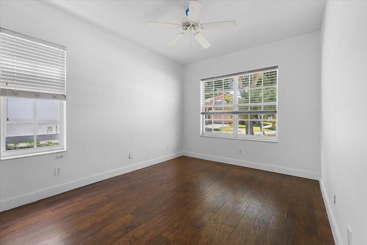 Residence photo 26