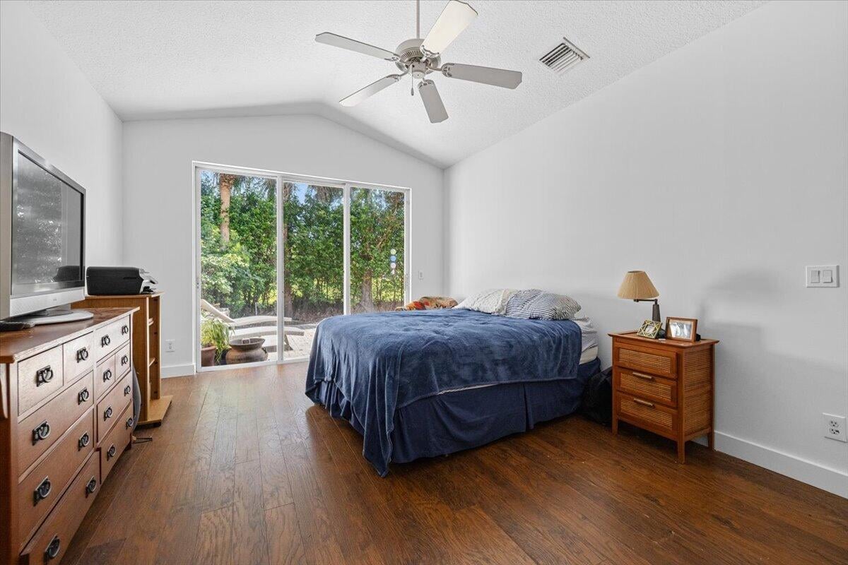 Residence photo 29